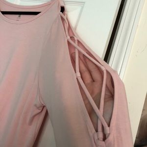 Active Long-sleeve Top with peek a boo